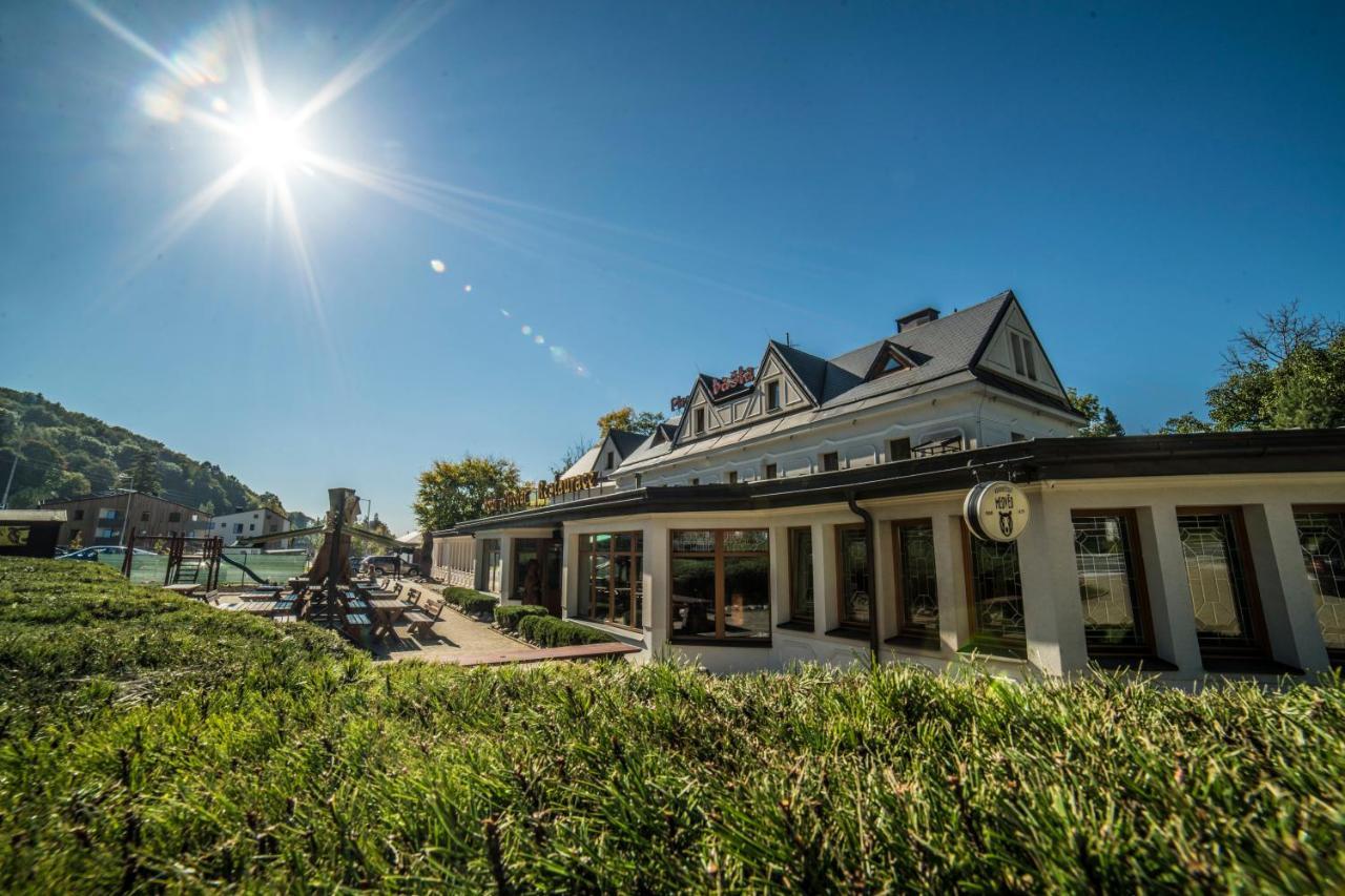 Hotel Pivovarska Basta Vrchlabí Eksteriør billede